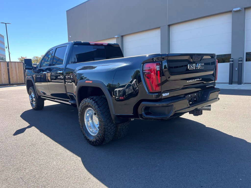 Used 2026 GMC Sierra 3500 Denali Ultimate AWD/4WD image 5