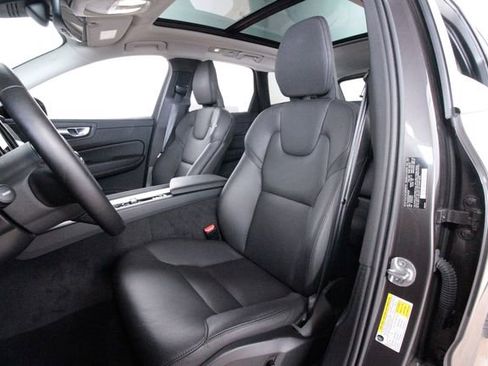 Certified 2025 Volvo XC60 B5 Plus w/ Climate Package AWD/4WD image 23