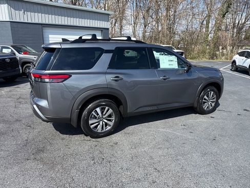 New 2026 Nissan Pathfinder SL FWD image 6