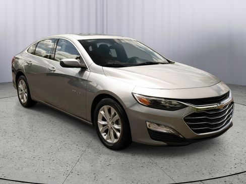Used 2023 Chevrolet Malibu LT FWD image 1