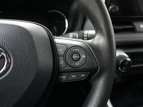 Used 2024 Toyota RAV4 XLE image 23