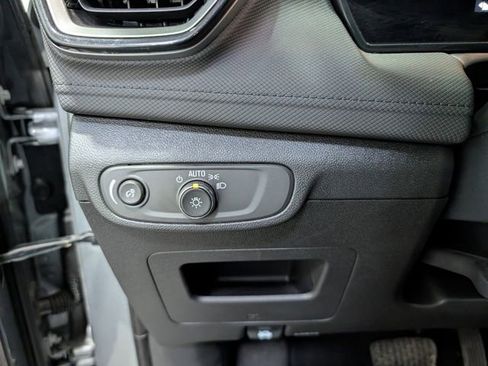 Used 2025 Chevrolet TrailBlazer LT image 18