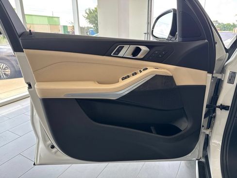 Used 2022 BMW X5 sDrive40i RWD image 39
