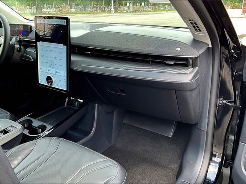 Certified 2024 Ford Mustang Mach-E Premium image 15