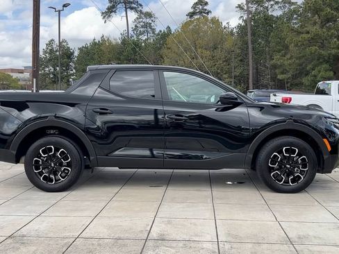 Used 2024 Hyundai Santa Cruz SE image 17