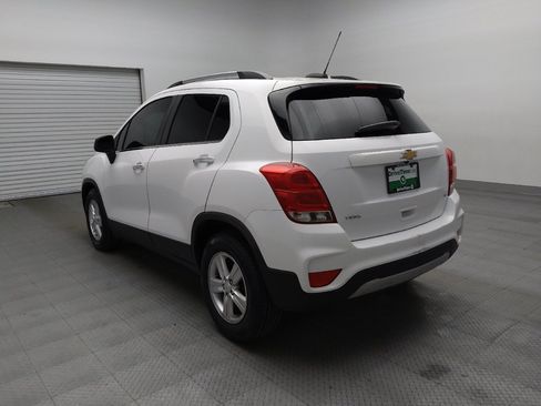 Used 2019 Chevrolet Trax LT w/ LT Convenience Package FWD image 5