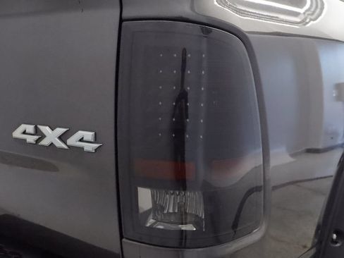 Used 2017 RAM 1500 Big Horn AWD/4WD image 19
