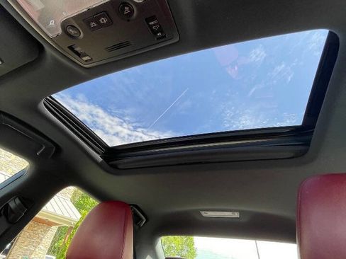 Used 2015 Lexus IS 250 w/ F-Sport Package RWD image 29