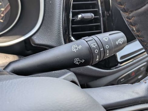 Used 2020 Jeep Compass Limited AWD/4WD image 25