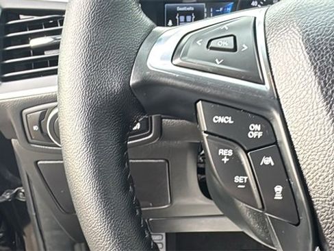 Certified 2024 Ford Edge Titanium w/ Titanium Elite Package image 18