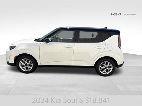Certified 2024 Kia Soul S FWD image 5