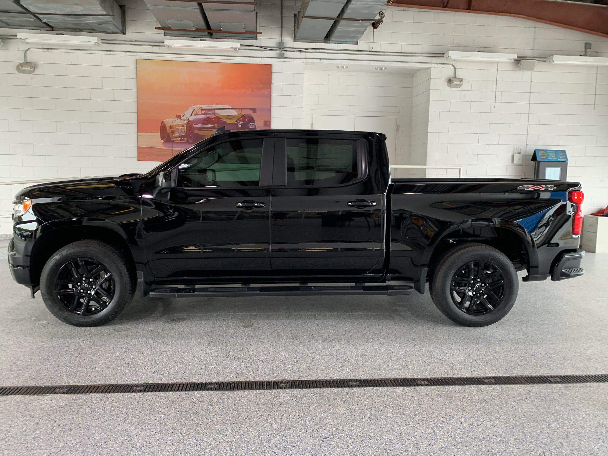 New 2026 Chevrolet Silverado 1500 RST w/ Safety Package AWD/4WD image 6