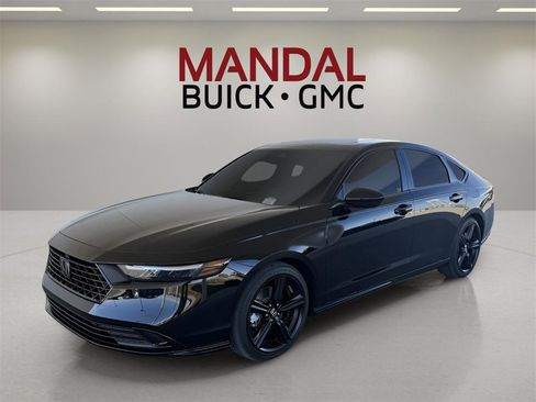 Used 2025 Honda Accord Sport image 1