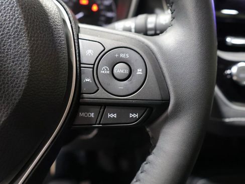 Used 2023 Toyota Corolla SE FWD image 34