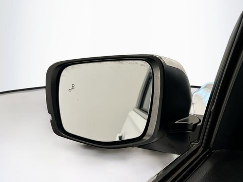 Used 2023 Honda Pilot EX-L image 16