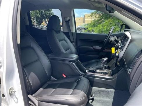 Used 2022 GMC Canyon Elevation w/ Elevation Premium Package AWD/4WD image 7