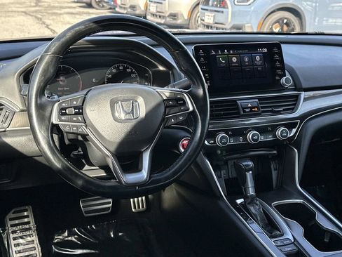 Used 2022 Honda Accord Sport image 10