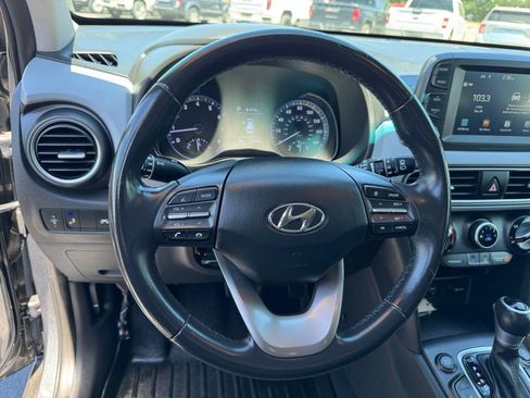 Used 2020 Hyundai Kona SEL AWD/4WD image 16