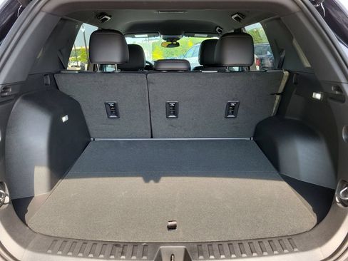 Used 2026 GMC Terrain Elevation w/ Elevation Premium Package FWD image 25