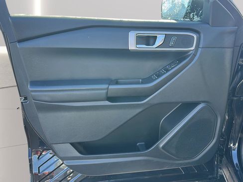 Used 2020 Ford Explorer 2WD image 10