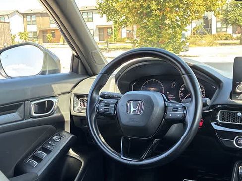 Used 2025 Honda Civic Sport image 23