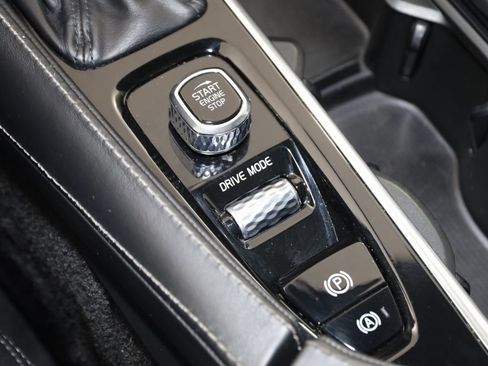 Used 2020 Volvo XC90 T6 Inscription image 28