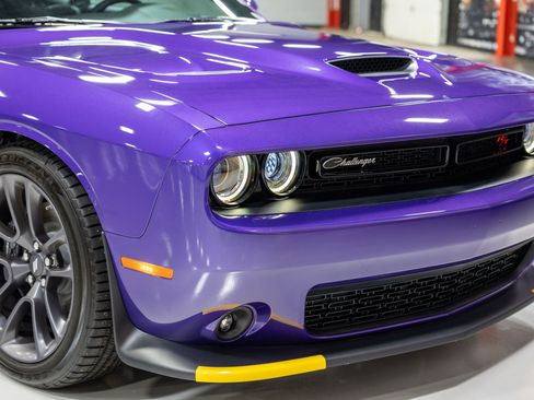 Used 2023 Dodge Challenger R/T Scat Pack w/ Plus Package RWD image 39