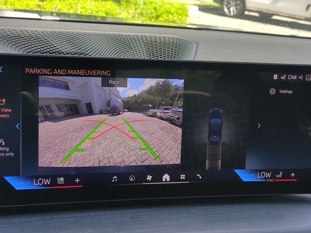 New 2026 BMW 330i Sedan w/ Convenience Package RWD image 21