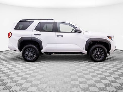 Used 2025 Toyota 4Runner SR5 image 7