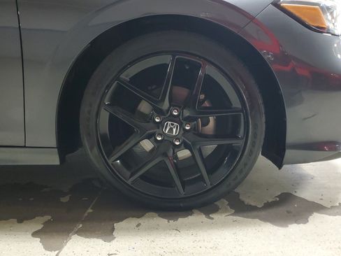 Used 2025 Honda Civic Sport image 6