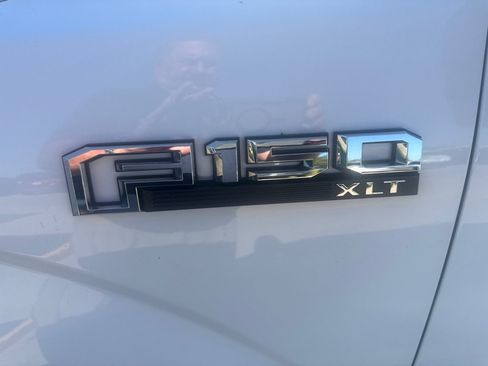 Used 2019 Ford F150 XLT w/ Equipment Group 301A Mid AWD/4WD image 12