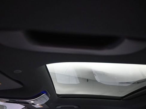 New 2025 Mercedes-Benz C 300 Sedan image 19