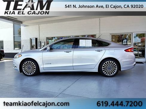 Used 2018 Ford Fusion Titanium FWD image 6