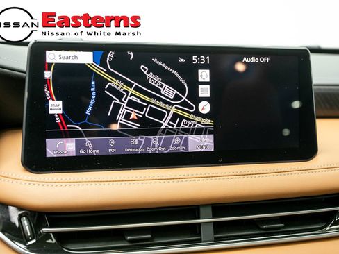 Used 2023 INFINITI QX60 Sensory w/ Vision Package AWD/4WD image 18