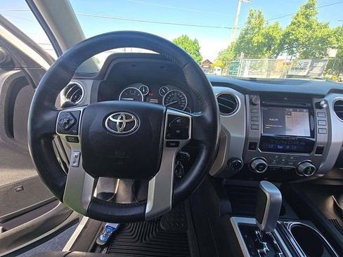 Used 2015 Toyota Tundra Limited w/ Limited Premium Package AWD/4WD image 7