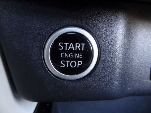 Used 2021 Nissan Rogue SL w/ Premium Package AWD/4WD image 32
