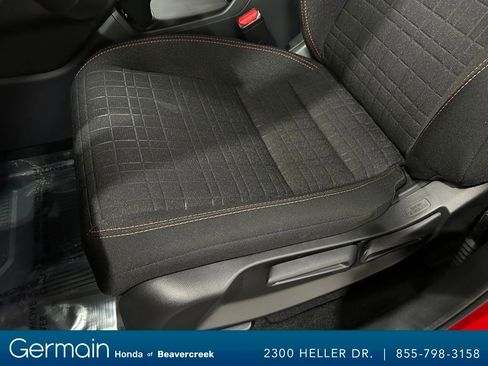 Certified 2025 Honda HR-V Sport image 21