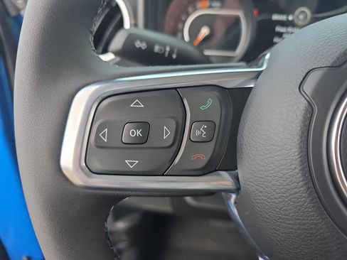 New 2026 Jeep Wrangler Unlimited Sahara AWD/4WD image 16
