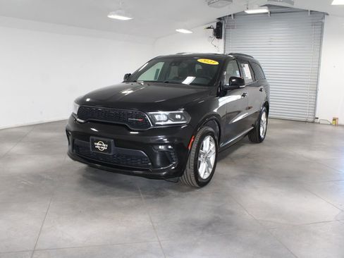 Used 2023 Dodge Durango GT image 4