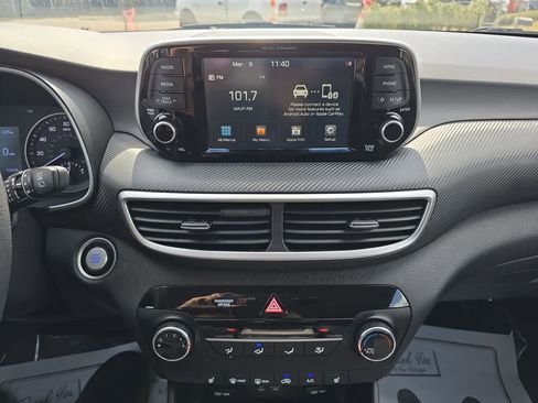 Used 2020 Hyundai Tucson Value w/ Winter Weather Package image 23