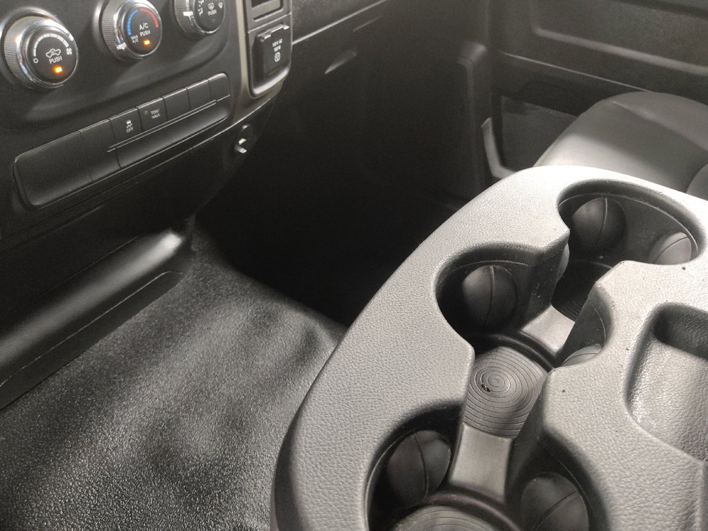 Used 2020 RAM 1500 Tradesman w/ Chrome Appearance Group RWD image 26
