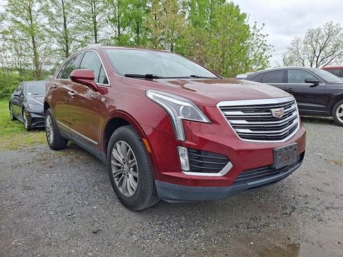 Used 2017 Cadillac XT5 Luxury w/ Driver Awareness Package AWD/4WD image 1