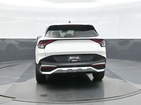 Used 2024 Kia Sportage LX image 6