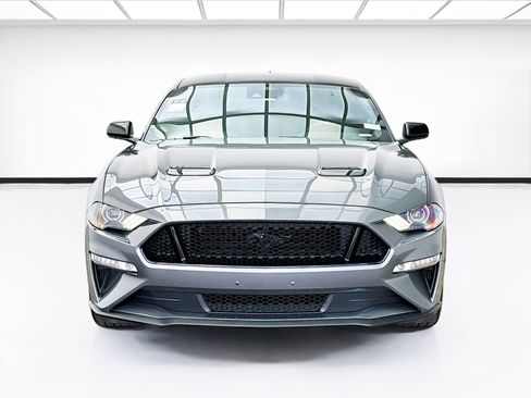 Used 2022 Ford Mustang GT w/ Black Accent Package RWD image 2