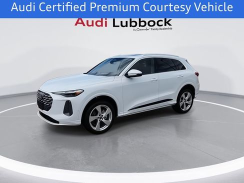 Certified 2025 Audi Q5 Premium w/ Premium Plus AWD/4WD image 4