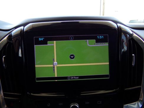 Used 2018 Chevrolet Traverse LT image 22