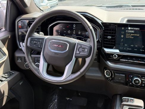 Used 2025 GMC Sierra 1500 SLT w/ SLT Premium Plus Package AWD/4WD image 12