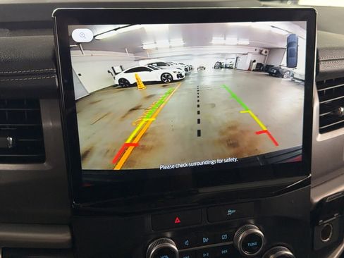 Used 2022 Ford Expedition XLT RWD image 24