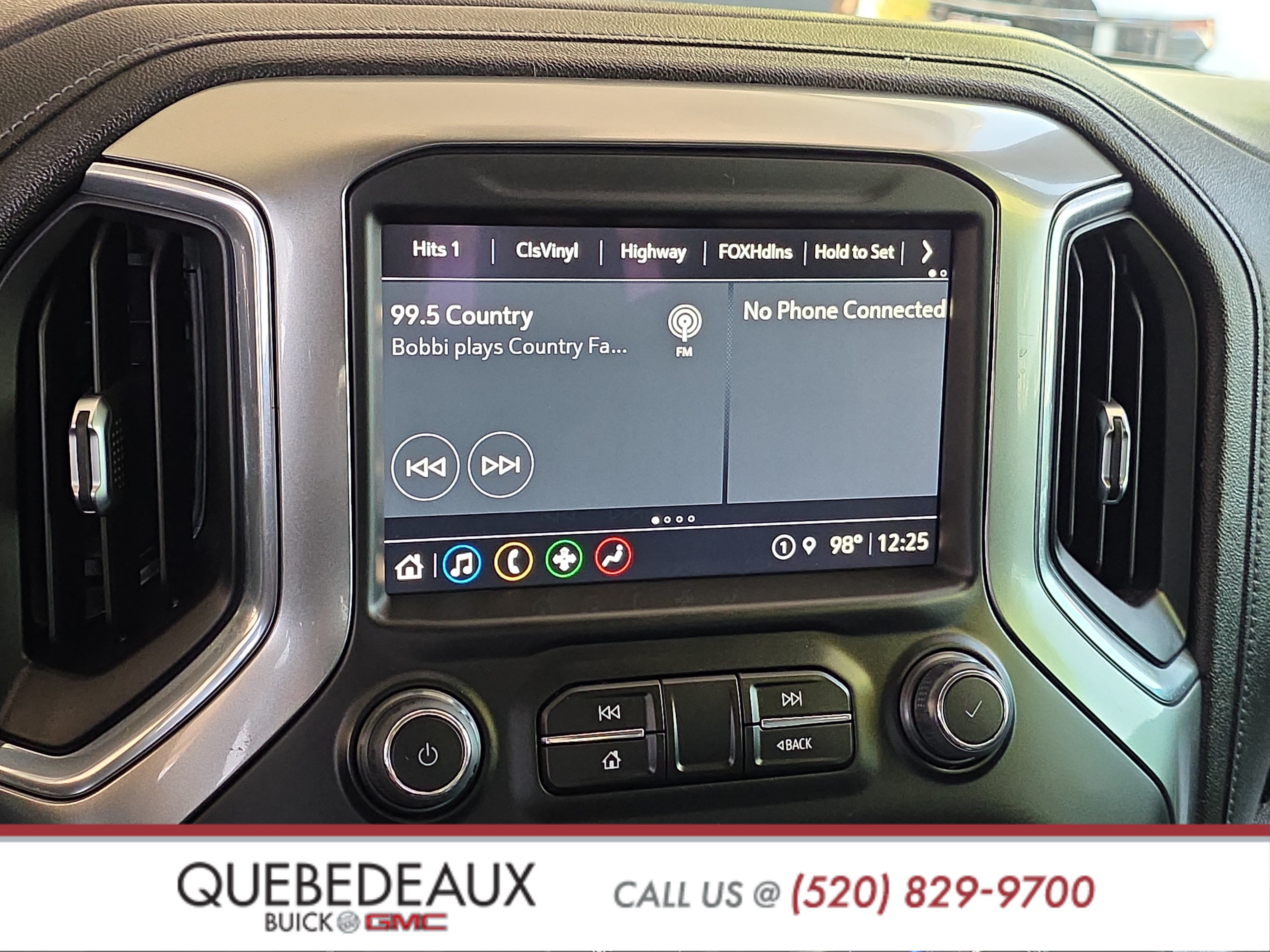 Used 2021 Chevrolet Silverado 1500 LT Trail Boss w/ Convenience Package II AWD/4WD image 20
