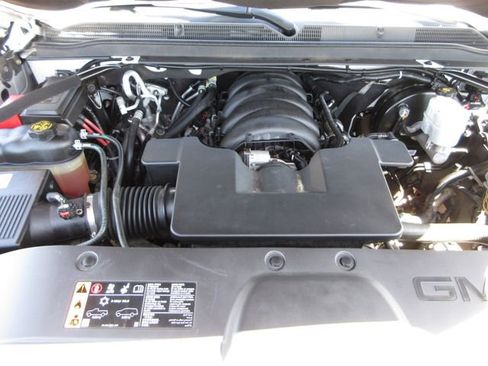 Used 2020 GMC Yukon XL Denali w/ Open Road Package image 31